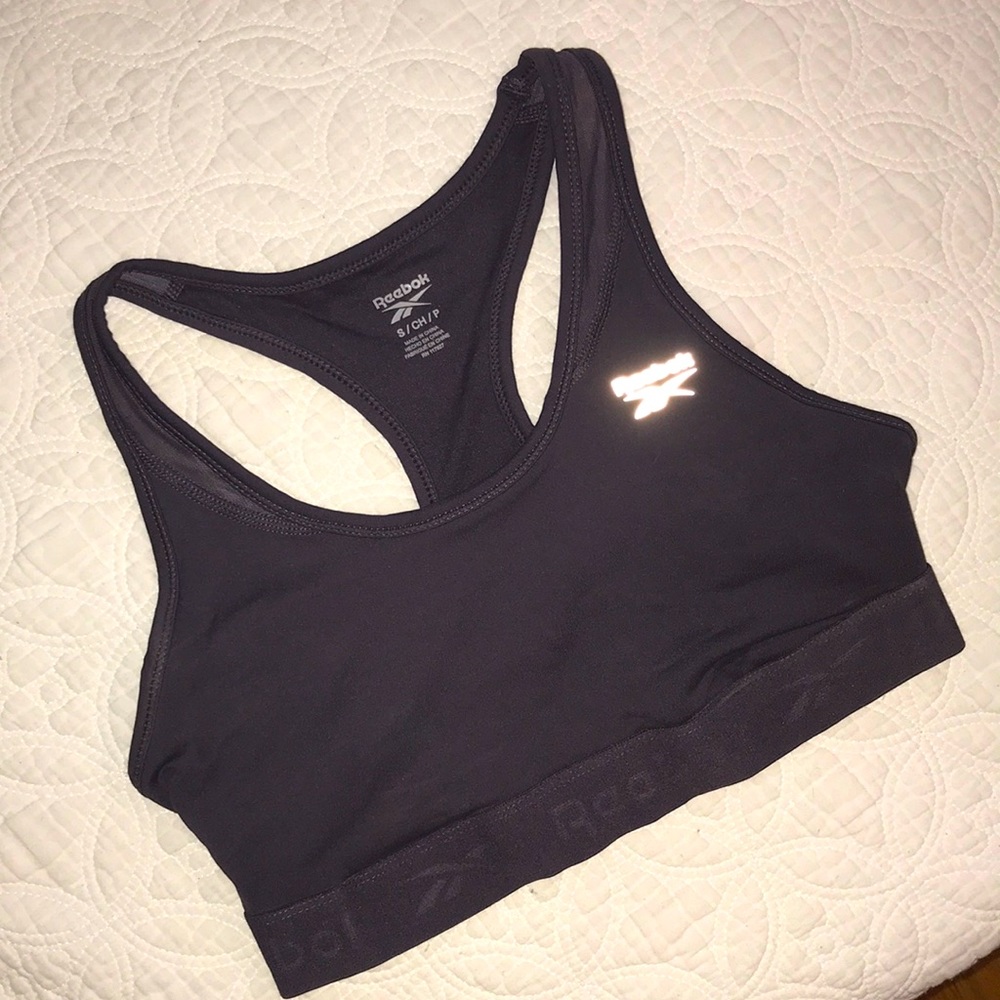 NEW Reebok Size S Sports Bra
